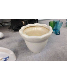 CACHE POT