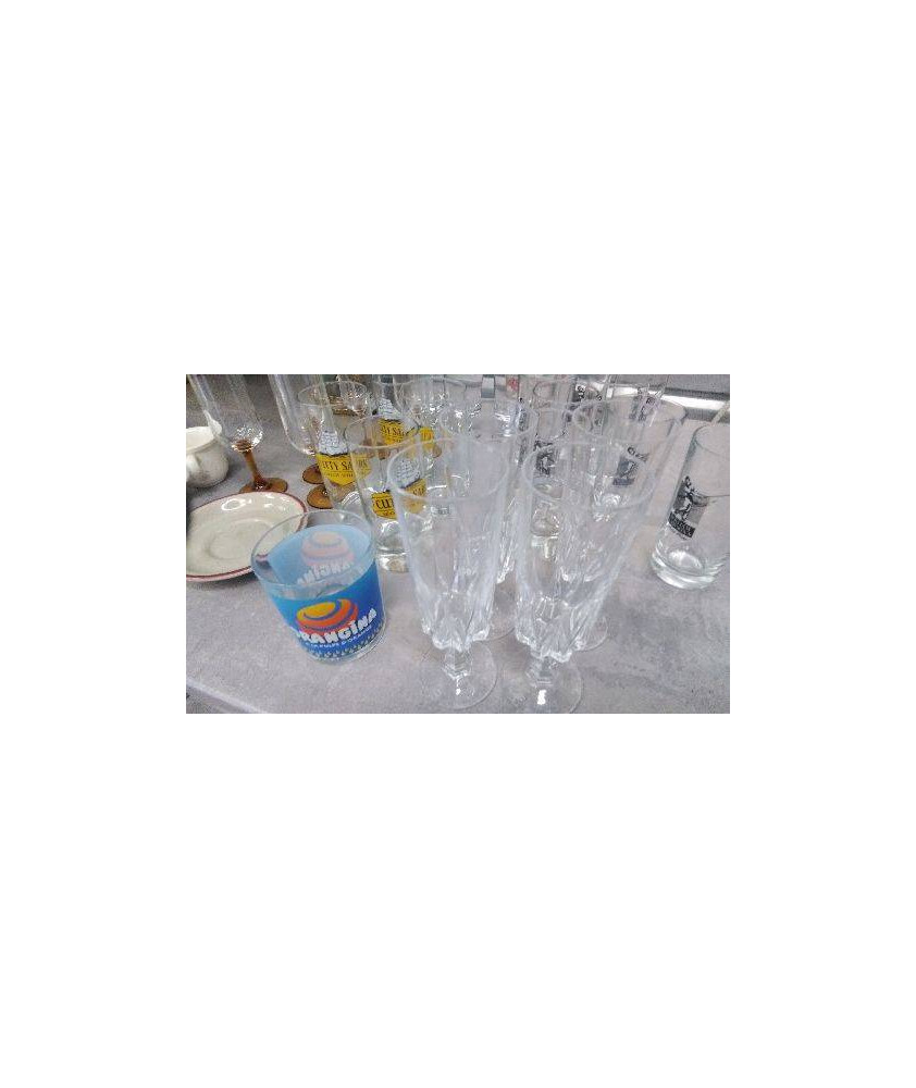 FLUTE A CHAMPAGNE LE LOT