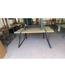 TABLE STYLE INDUS / BOIS - METAL / 160CM