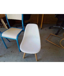 PETITE CHAISE 