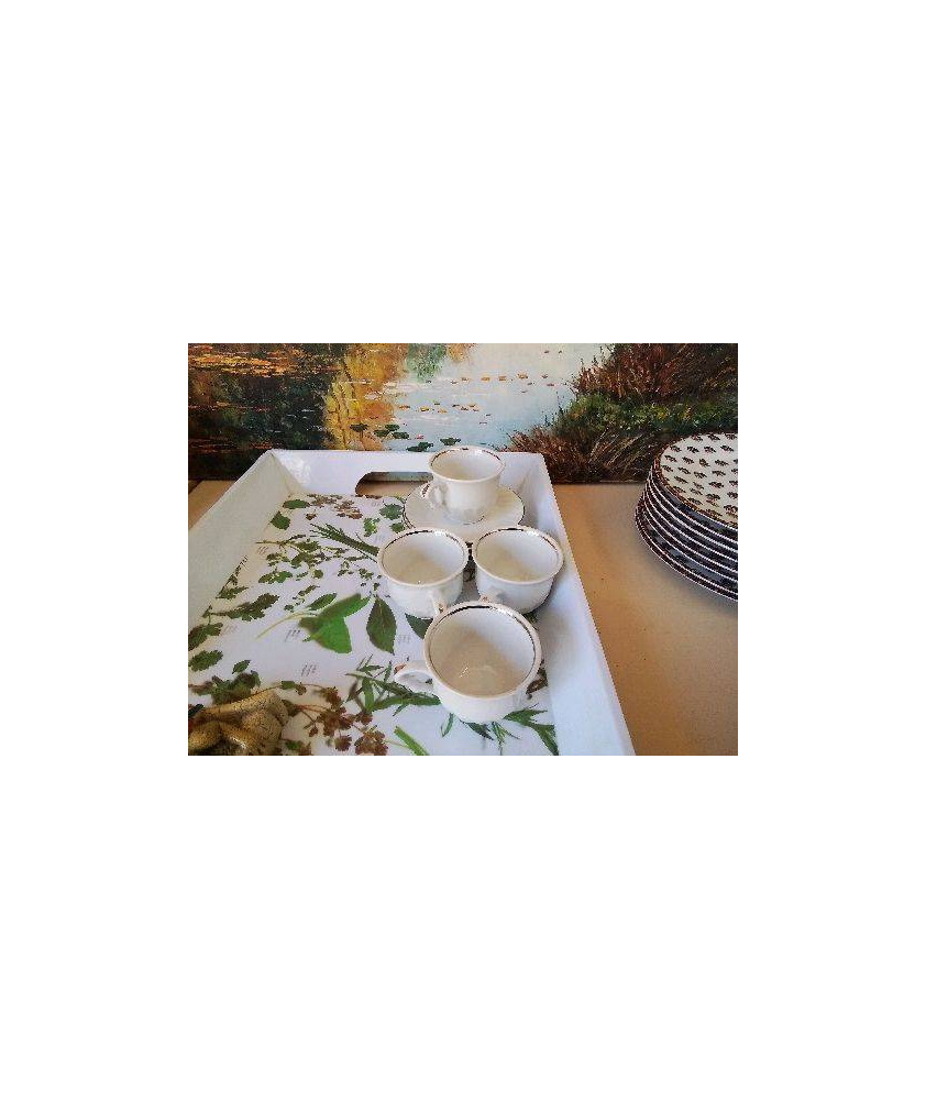 LOT DE 4 TASSES A CAFÉ AVEC SOUCOUPES 