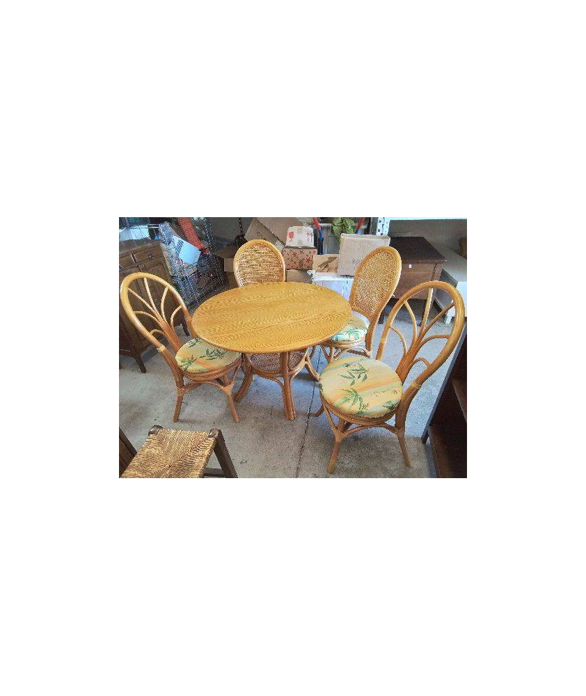 CHAISE EN ROTIN 