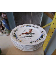 LOT DE 9 ASSIETTES MOTIF OISEAU 