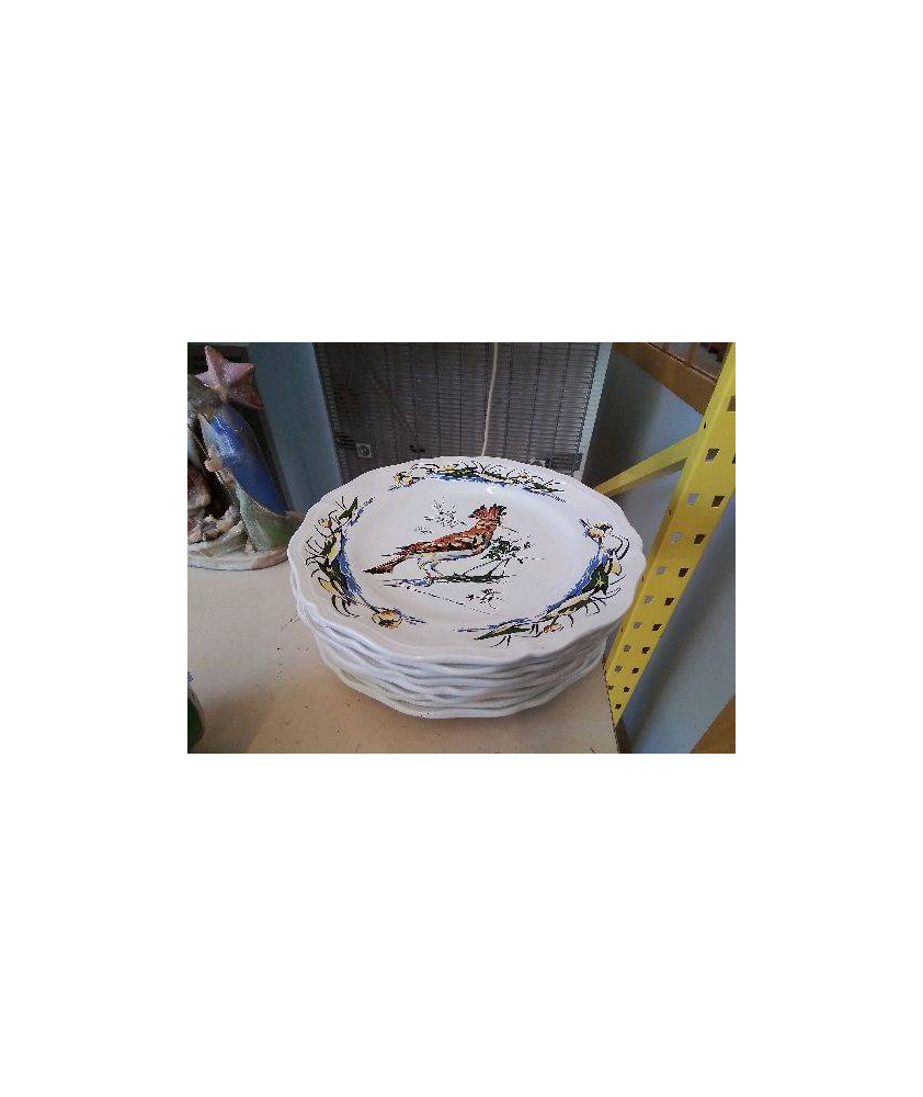 LOT DE 9 ASSIETTES MOTIF OISEAU 