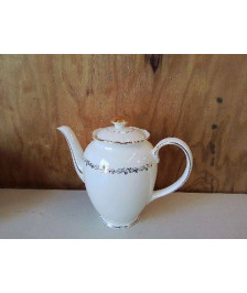 THÉIÈRE EN PORCELAINE 
