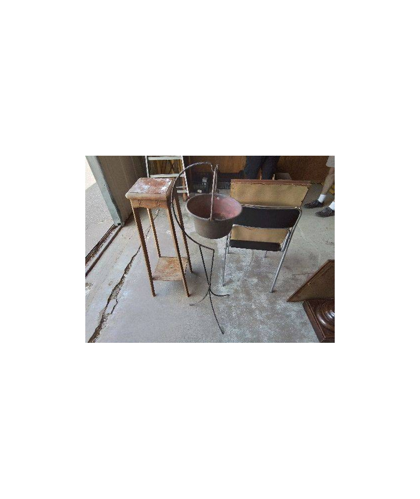 PORTE POT EN FER