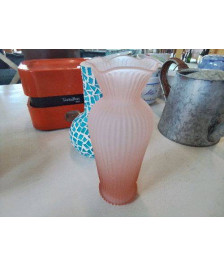 PETIT VASE EN VERRE ROSE