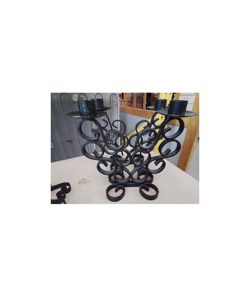 CHANDELIER EN FER FORGÉ 