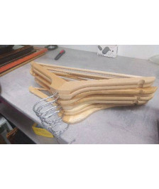 CINTRE BOIS LE LOT