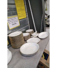 SERVICE DE TABLE PORCELAINE DE SOLOGNE 