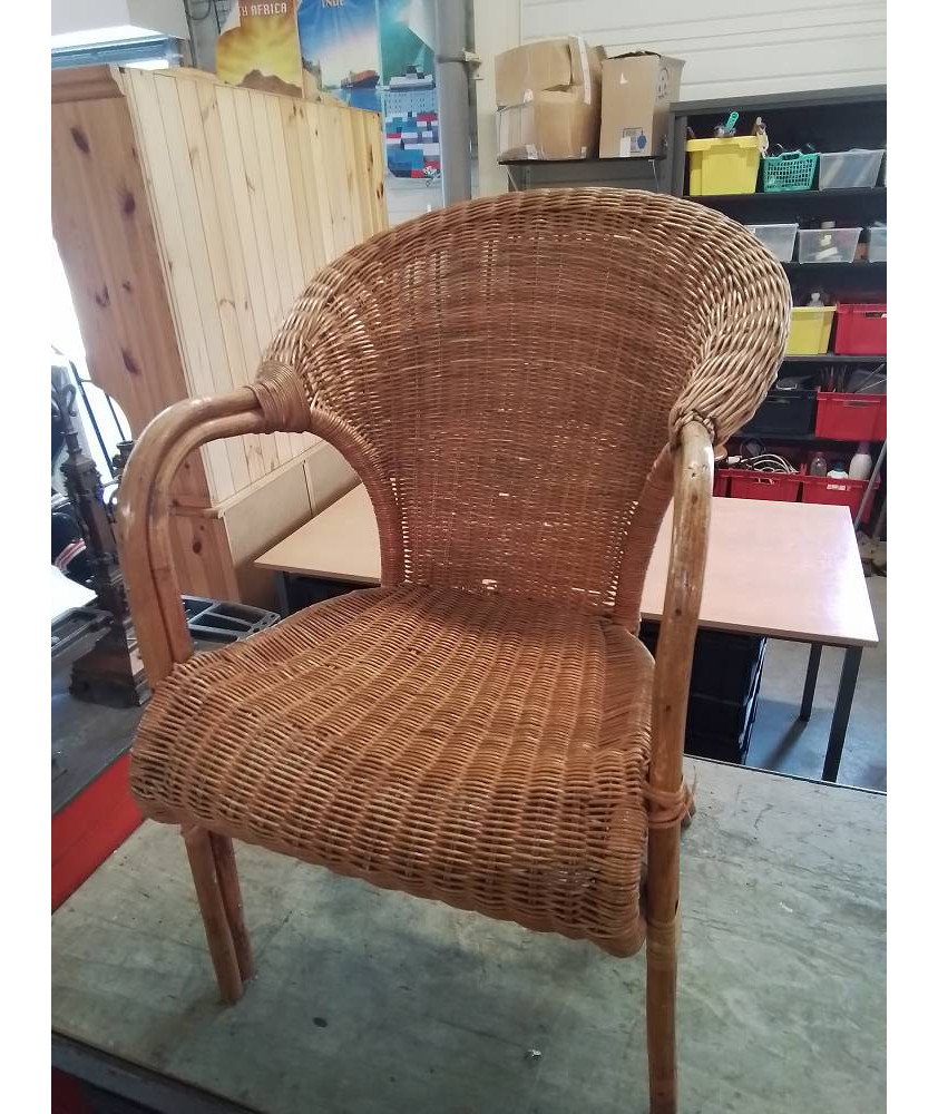 FAUTEUIL ROTIN ET VANNERIE ANNÉES 60