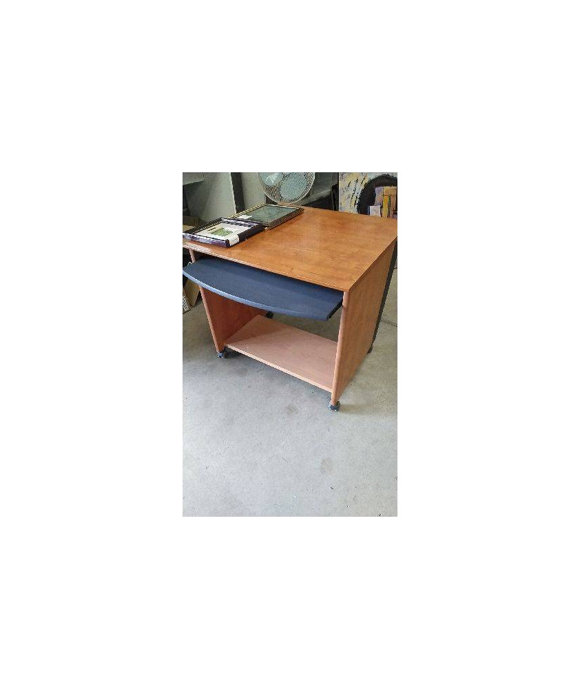 BUREAU A ROULETTES EN L’ETAT