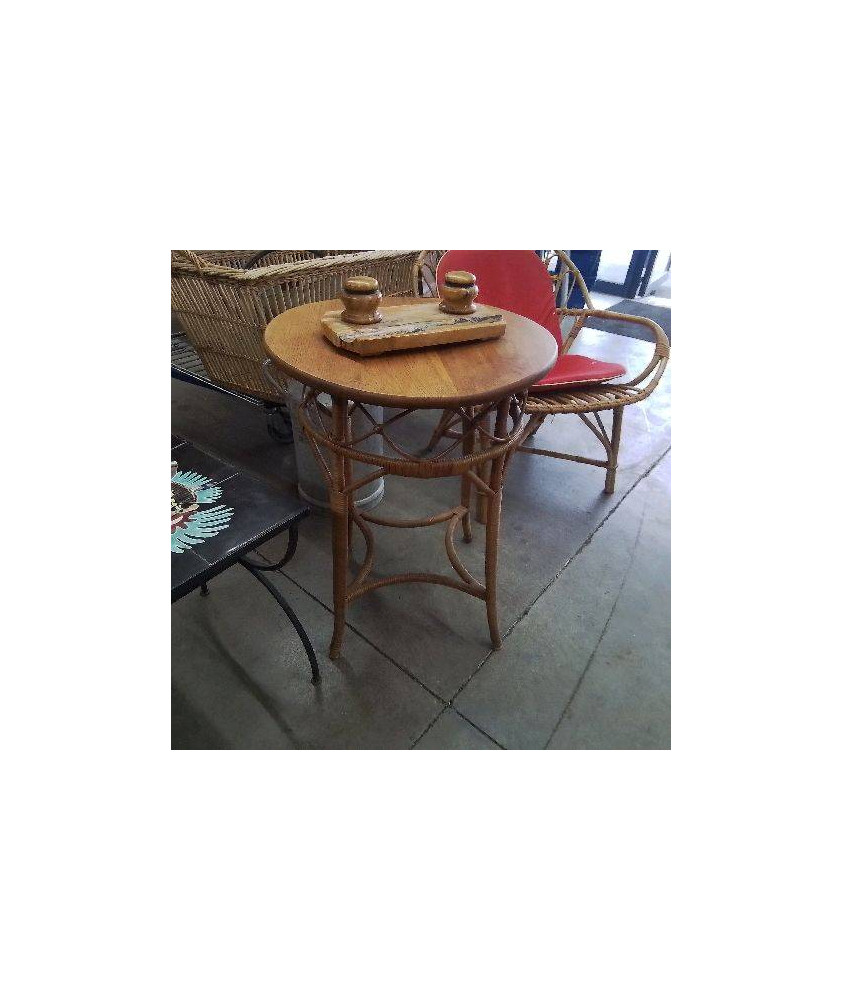 PETITE TABLE D’APPOINT ROTIN