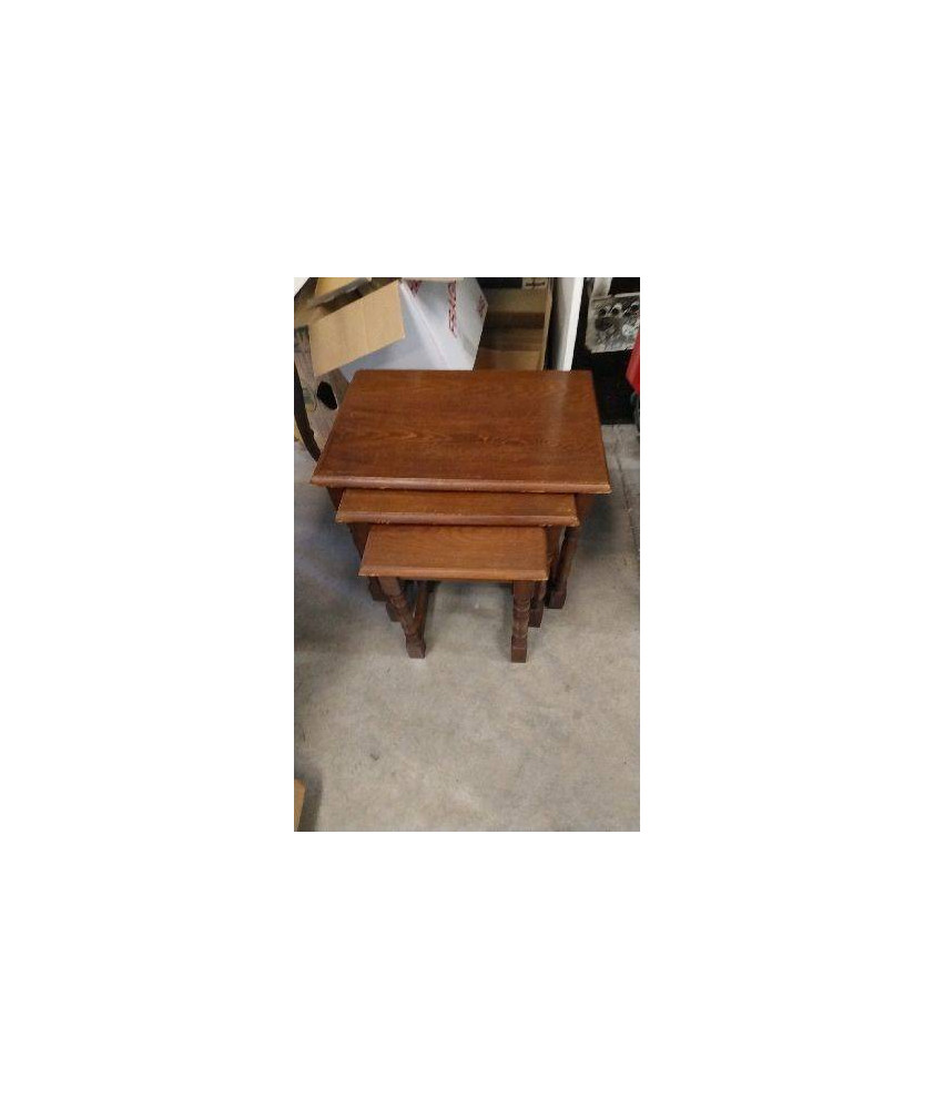 TABLES GIGOGNES 