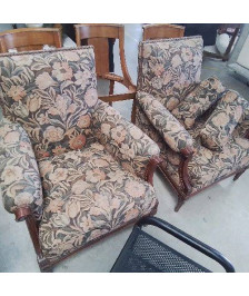 PAIRE DE FAUTEUILS MOTIF FLEURS
