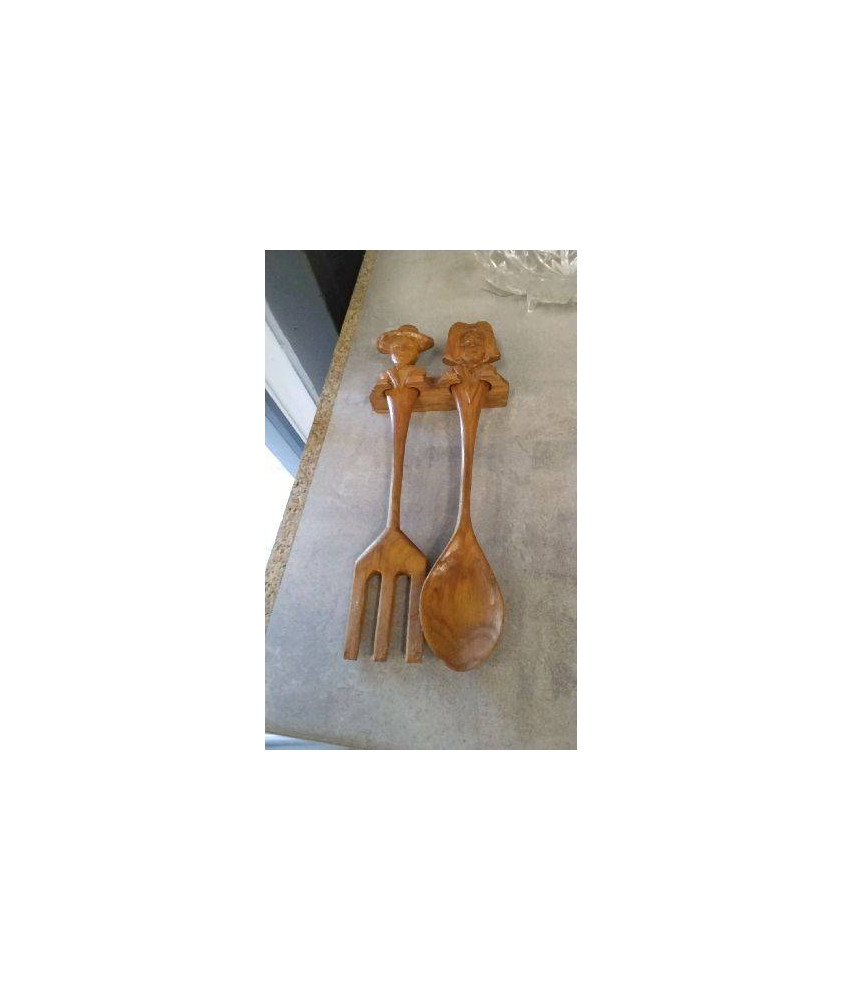COUVERTS A SALADE EN BOIS SUR SUPPORT