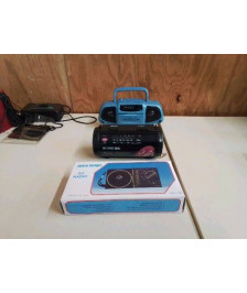 PETITE RADIO 