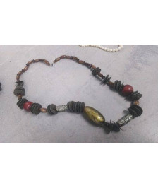 COLLIER 