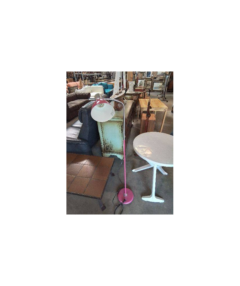 LAMPADAIRE MÉTAL ROSE ORIENTABLE