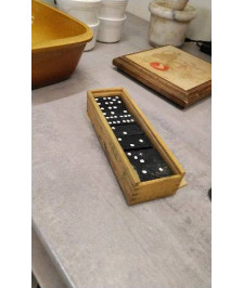 DOMINOS 