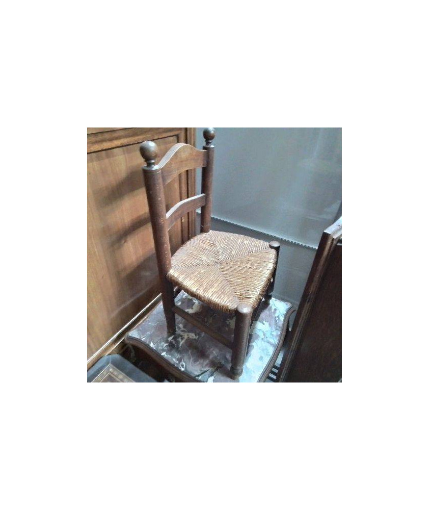 PETITE CHAISE