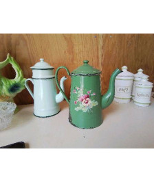 CAFETIÈRE EN TÔLE ÉMAILLÉE ANCIENNE MOTIF FLORAL