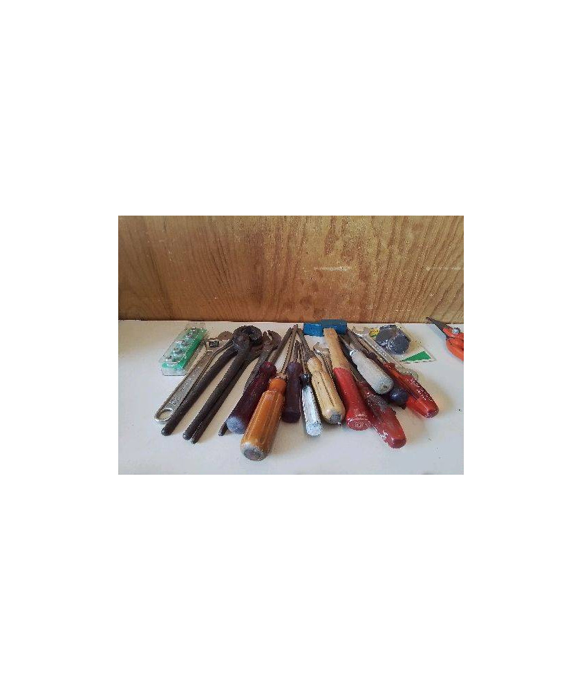OUTILS DE BRICOLAGE