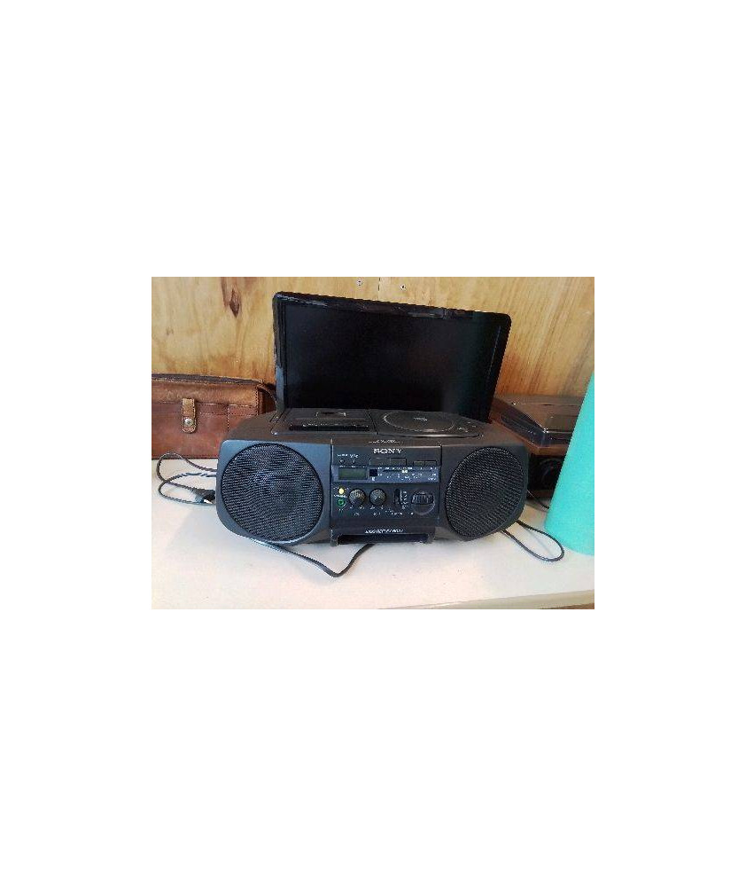 RADIO CASSETE CD SONY 