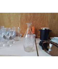 CARAFE AVEC MOTIF FLORAL 