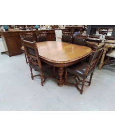 GRANDE TABLE A RALLONGES DE STYLE HENRY II