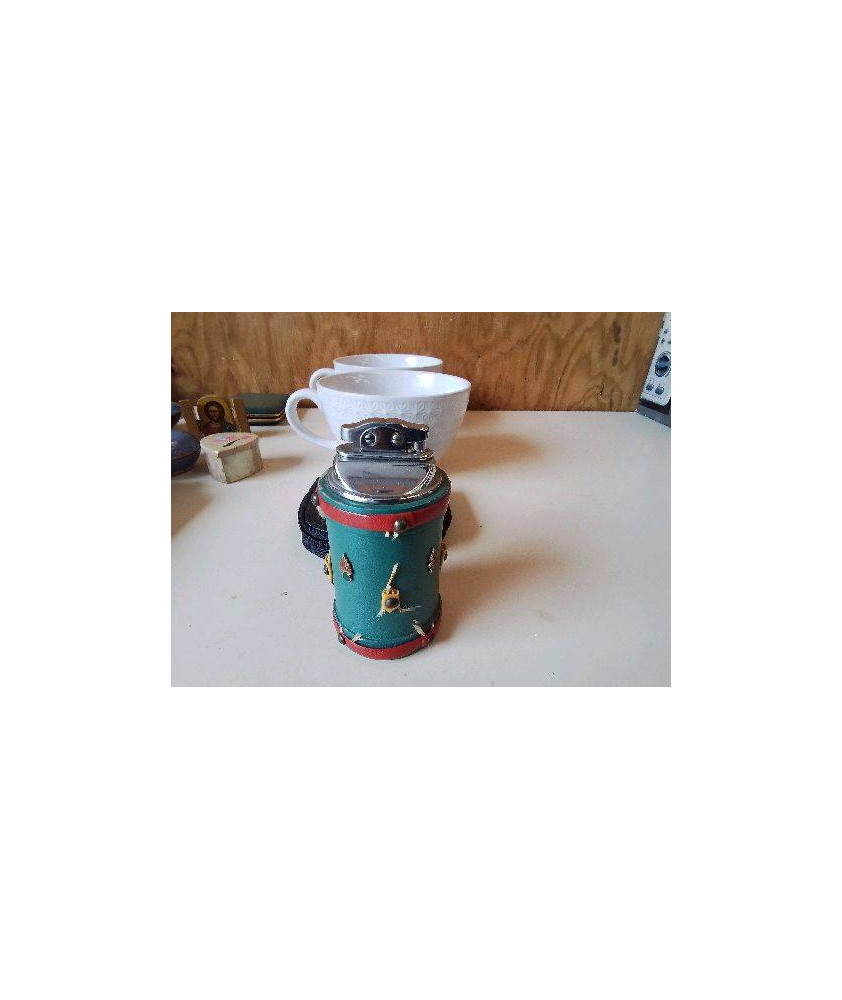 BRIQUET 