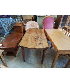 TABLE À RABAT 