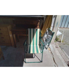 CHAISE PLIANTE VERTE 