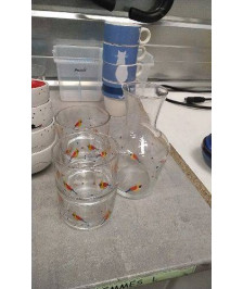 PICHET + 4 VERRES 