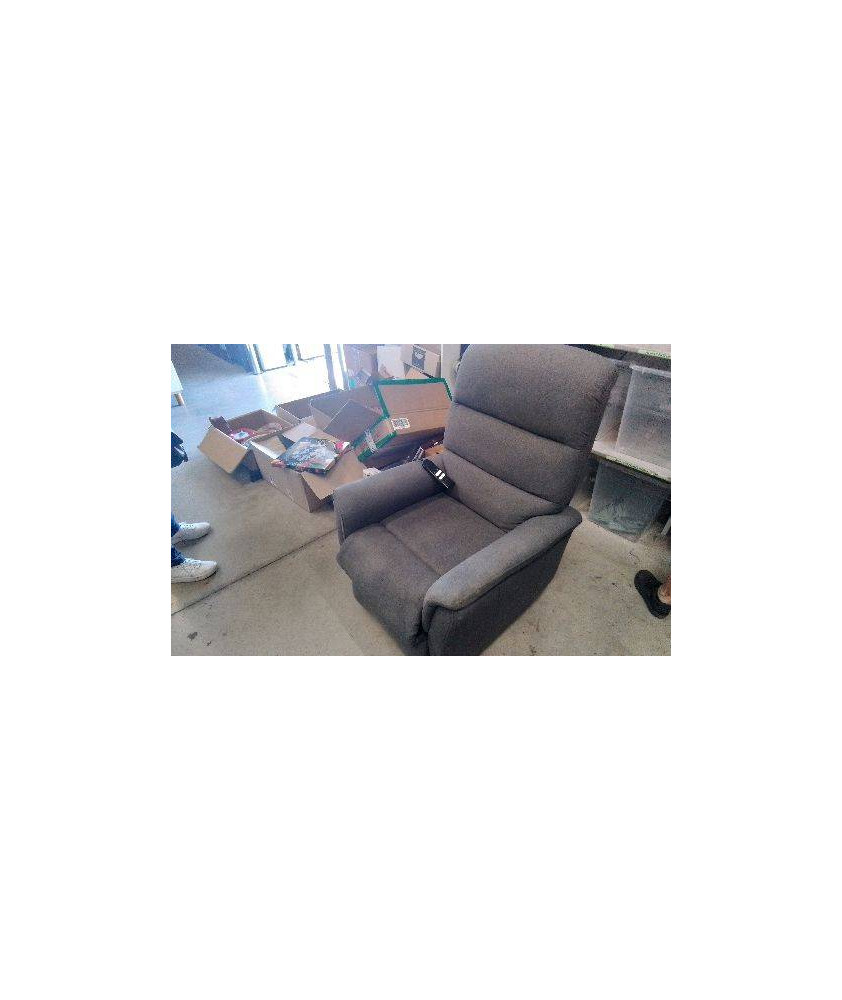 FAUTEUIL ÉLECTRIQUE RELEVEUR
