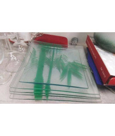 ASSIETTES VERRE CARREES 