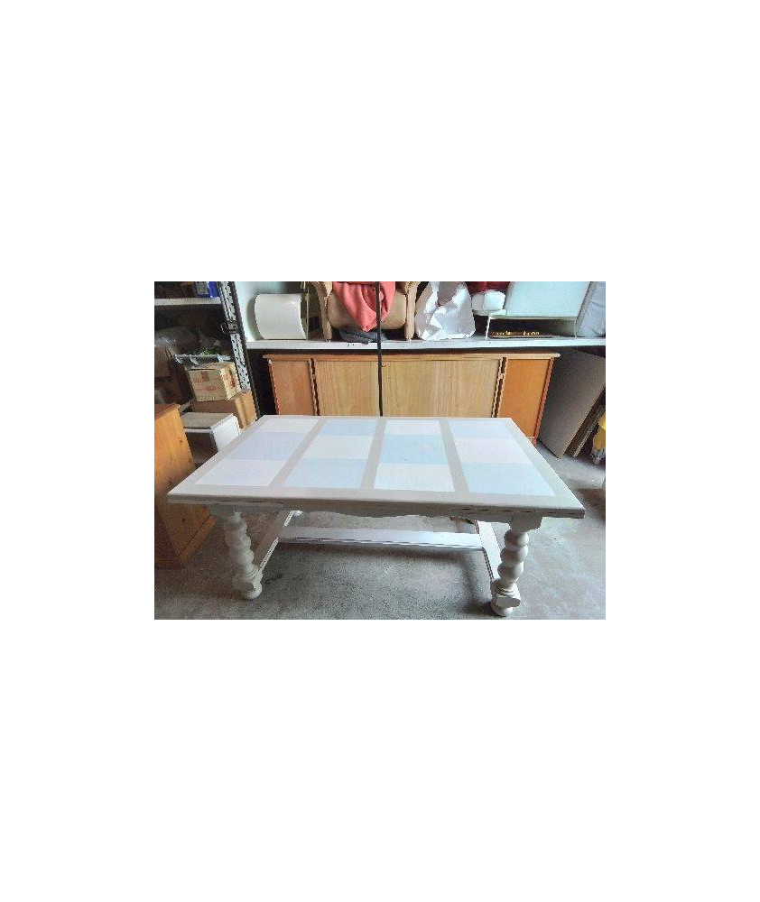 TABLE BLANCHE RELOOKÉE 