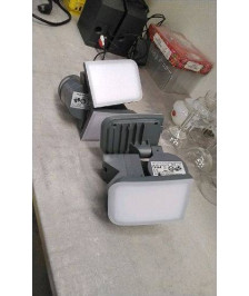 PROJECTEUR LEDS 