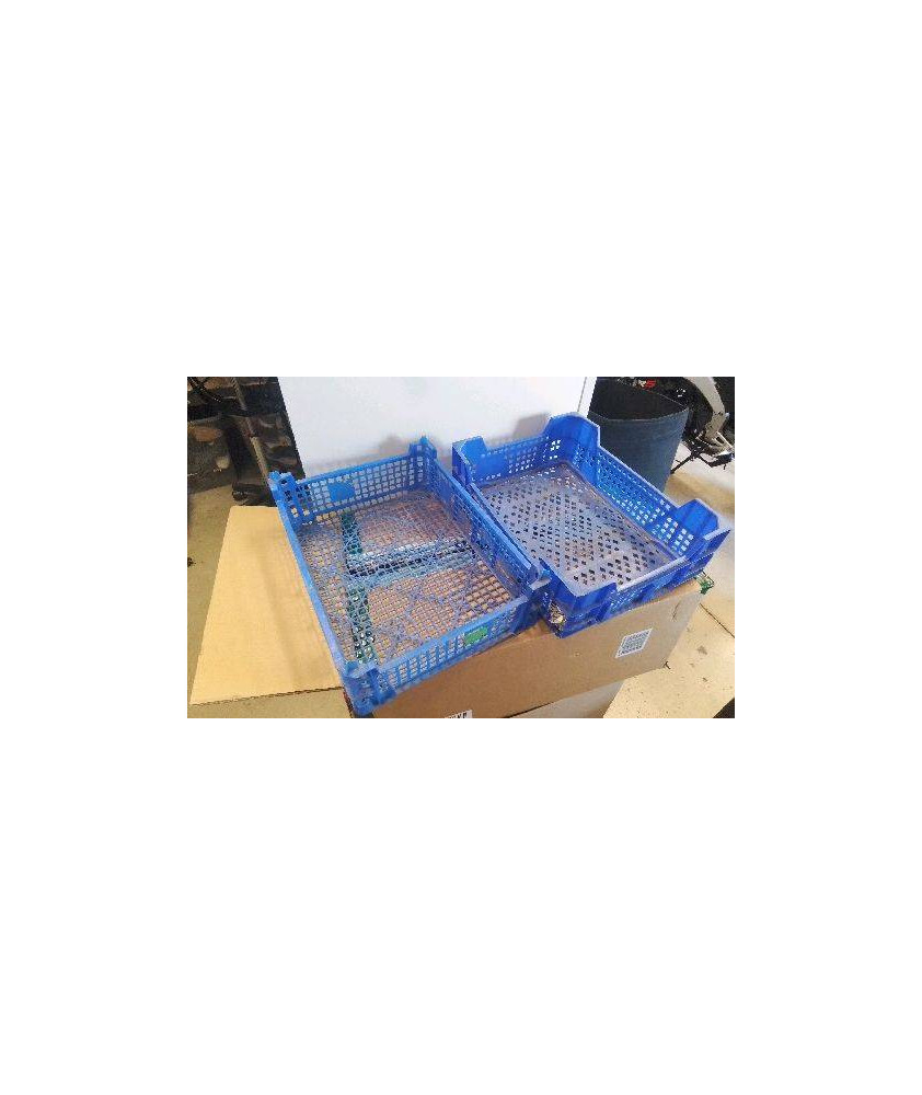 CAISSE PLASTIQUE BLEUE 