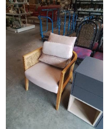 FAUTEUIL BOIS CLAIR CANNÉ ASSISE TISSU ROSÉ ATMOSPHÈRA 
