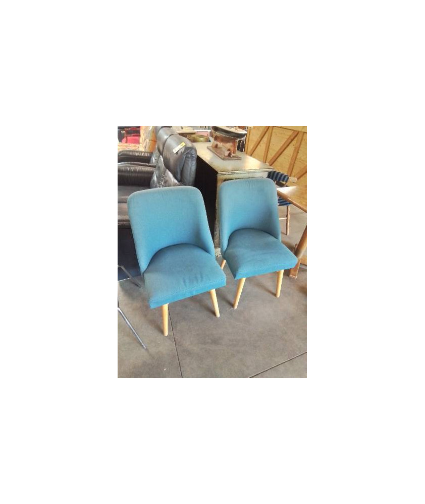 CHAISE BLEU PIÈTEMENT BOIS CLAIR ASSISE TISSU BLEU
