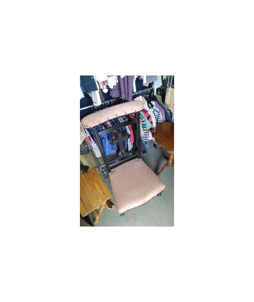 CHAISE PRIE DIEU