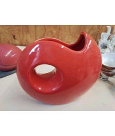 VASE ROUGE 