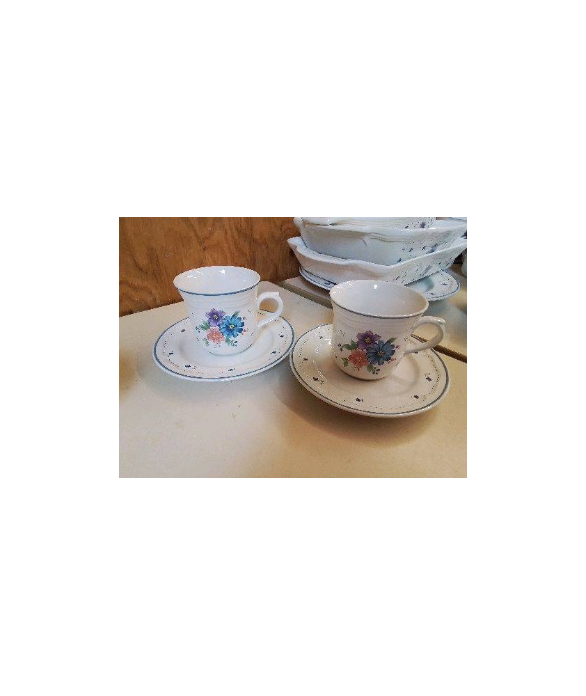 TASSE AVEC SOUCOUPE 