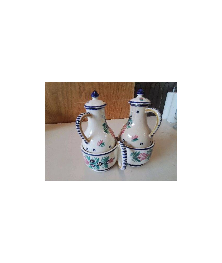 VINAIGRIER EN PORCELAINE AUVERGNATE 