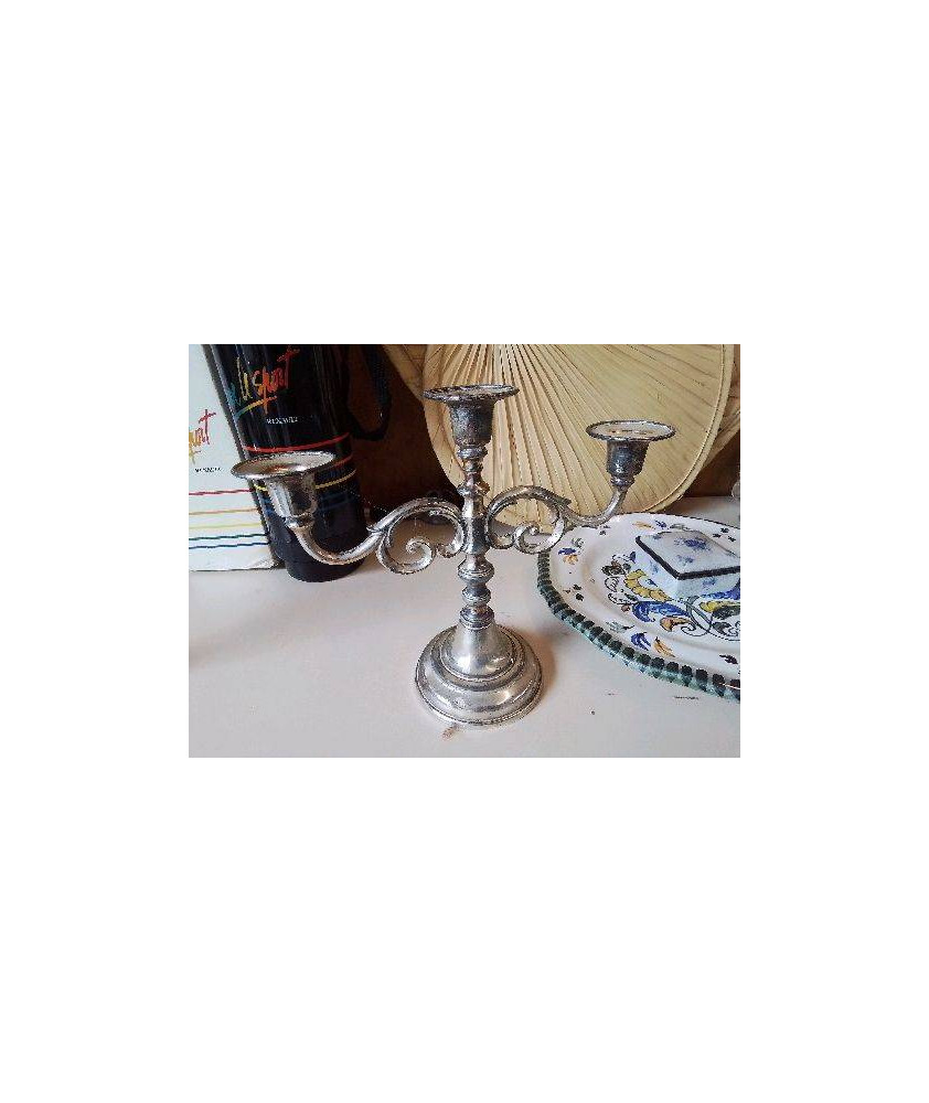 CHANDELIER 