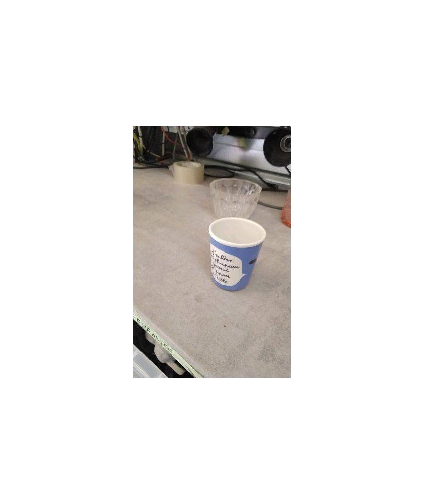 VERRE PLASTIQUE 