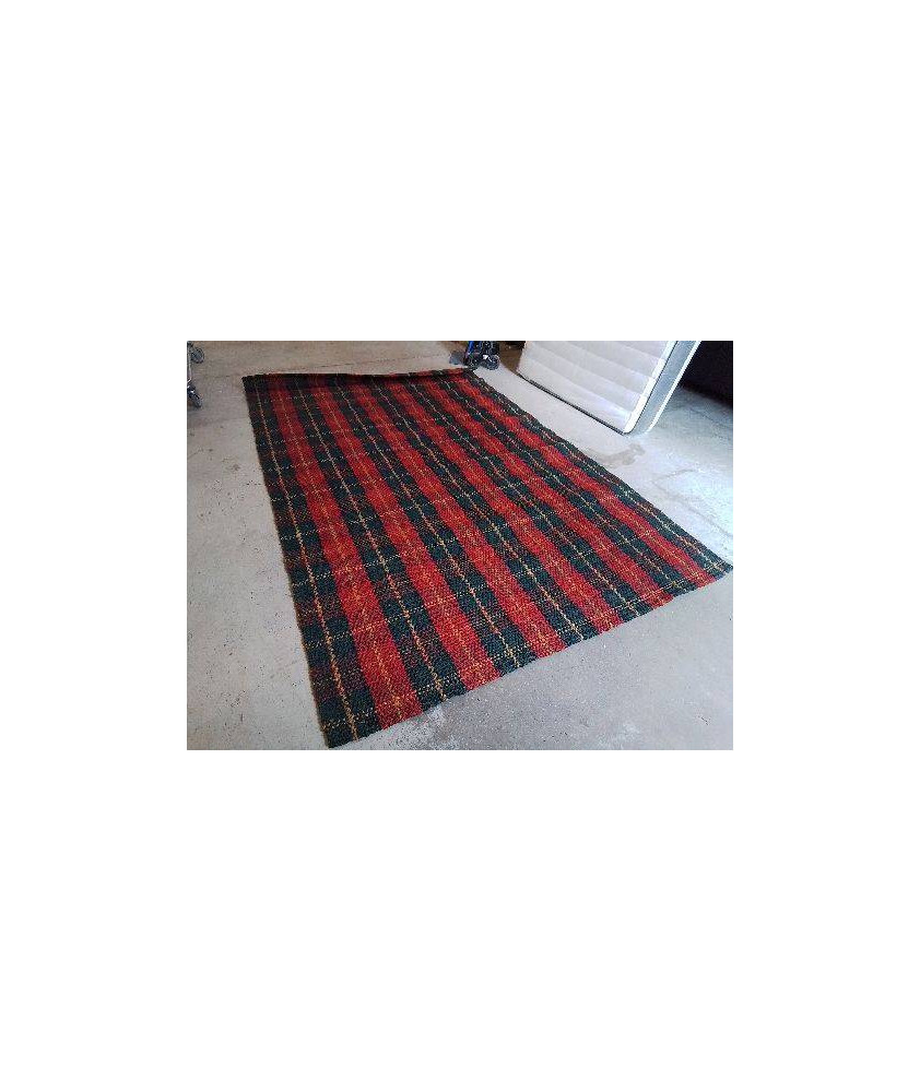 TAPIS PAILLÉE MOTIF TARTAN 