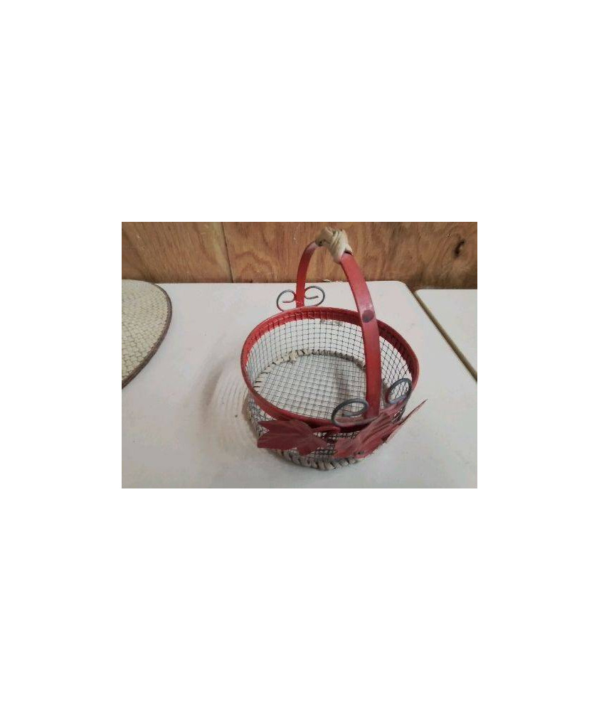 PETIT PANIER EN FER