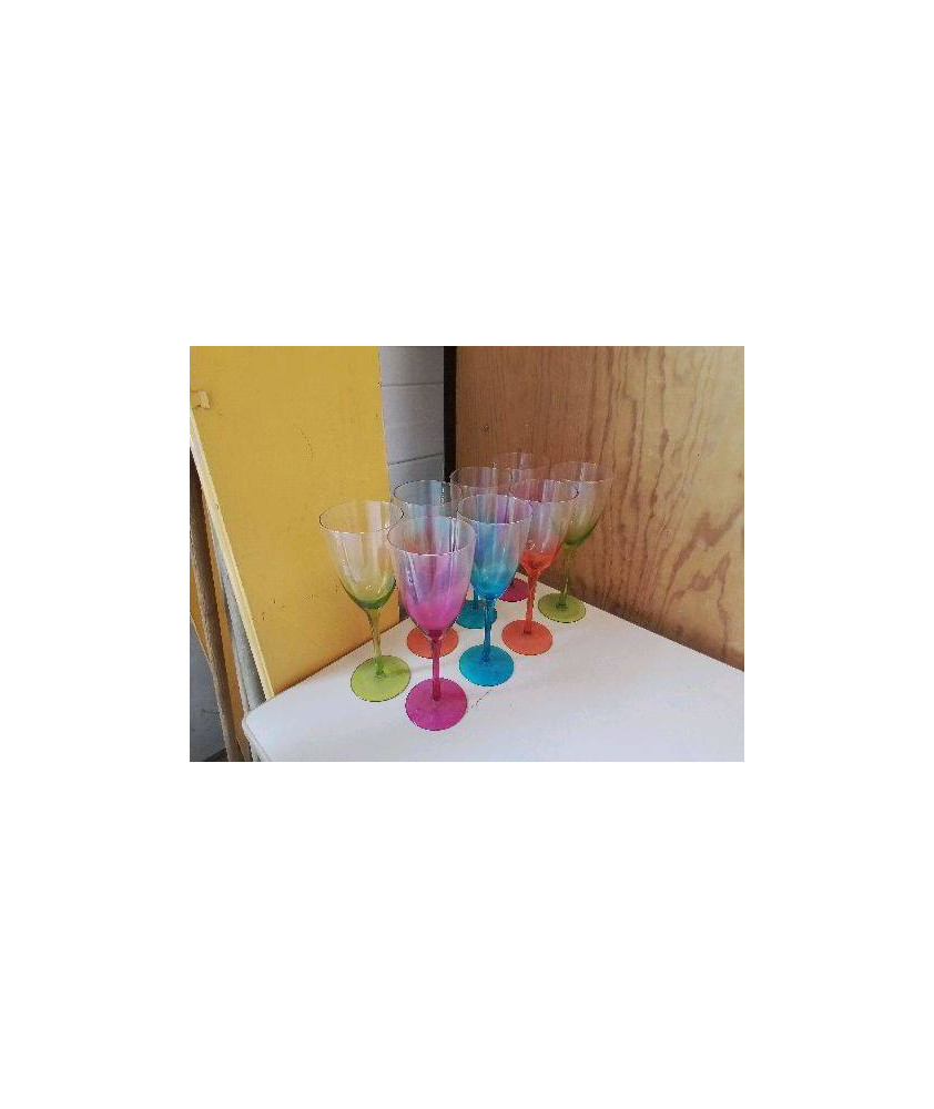 LOT DE 8 VERRES À PIED COLORÉ 